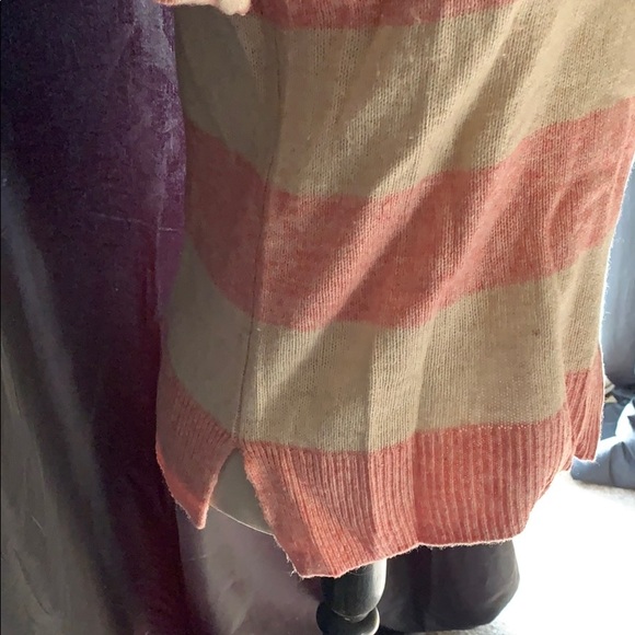 Clear Out • GAP Pink and Off White Stripe Sweater - Picture 4 of 6